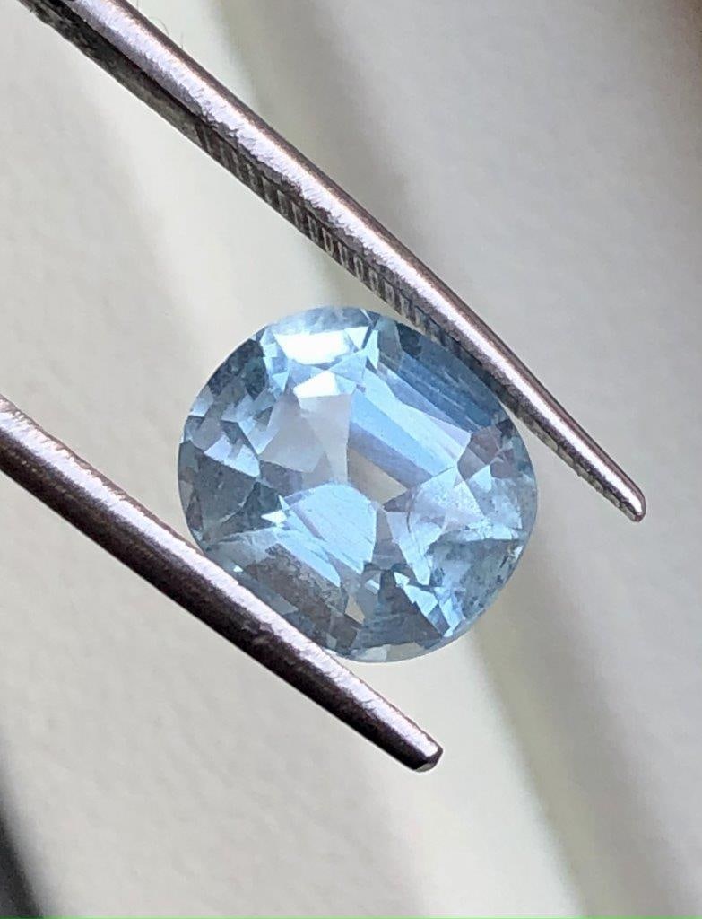 7.05 Carats Santa Maria Aquamarine Gemstone - 13X11X8 mm: 7.05 Carats Santa Maria Aquamarine Gemstone - 13X11X8 mm Shipping Rate: $15.00 .shipping rates are determined by Parcel weight and destination.Combined shipping: We offer combine shipping on multiple