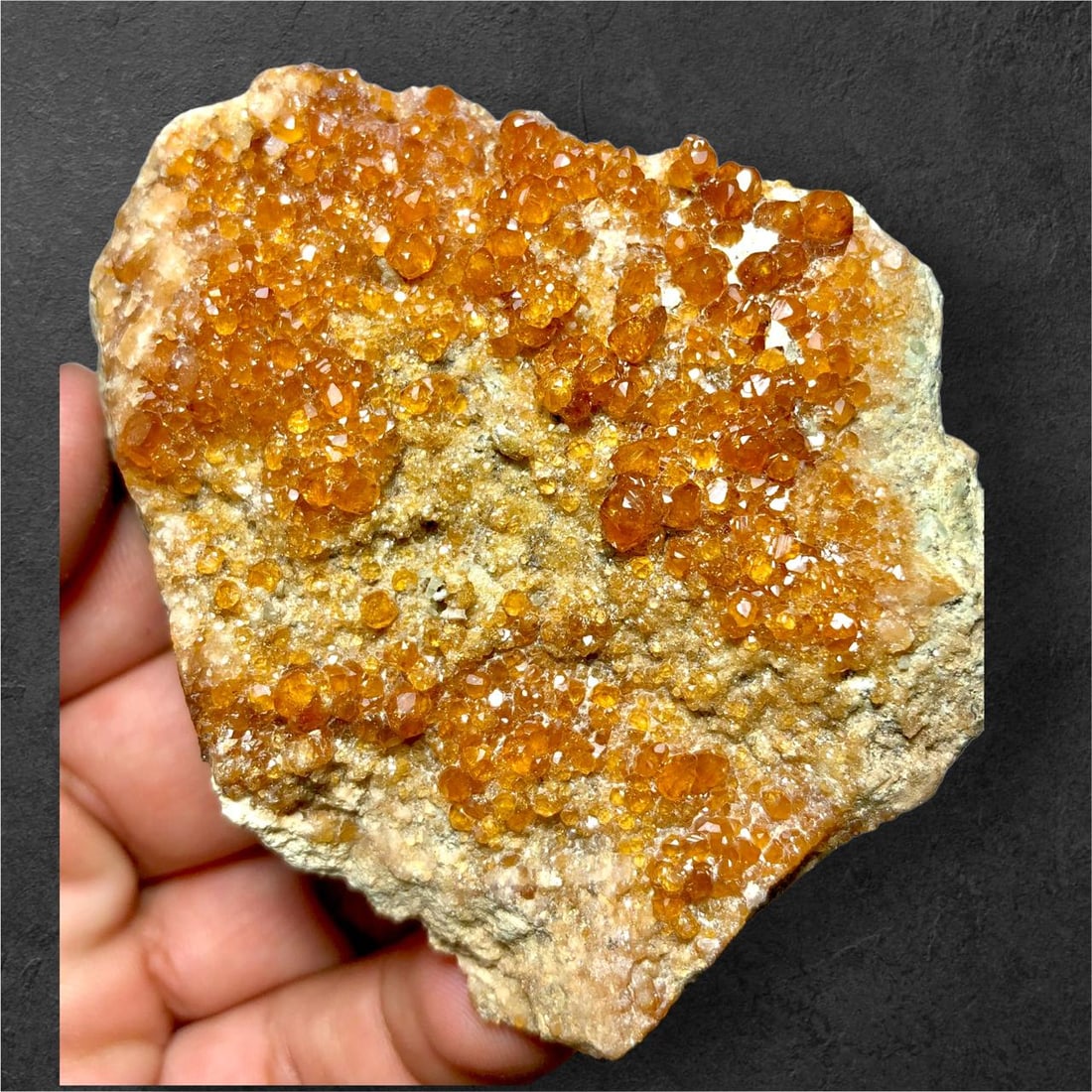 179.9 Grams Natural Hessonite Garnet Cluster on Matrix - 80X68X33 mm: 179.9 Grams Natural Hessonite Garnet Cluster on Matrix - 80X68X33 mm Shipping Rate: $33.00 .shipping rates are determined by Parcel weight and destination.Combined shipping: We offer combine shipping