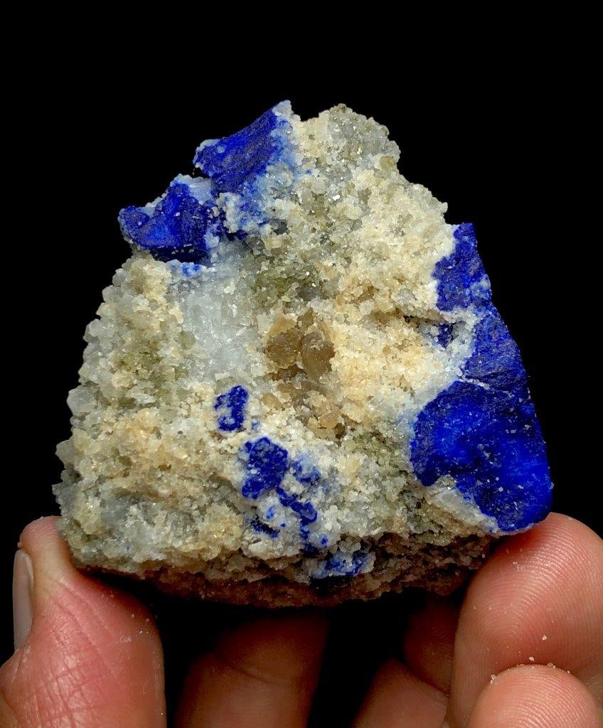 71.3G Lazurite With Pyrite: 71.3G Lazurite With PyriteShipping Rate: $15.00 .shipping rates are determined by Parcel weight and destination.Combined shipping: We offer combine shipping on multiple items purchased to reduce shipp