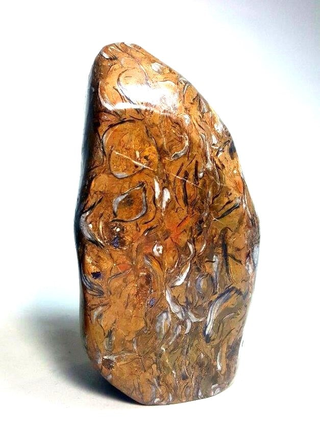 Choclate Jasper - 1225 Grams: Choclate Jasper - 1225 Grams - 160X87X53 mmShipping Rate: $80.00 .shipping rates are determined by Parcel weight and destination.Combined shipping: We offer combine shipping on multiple items
