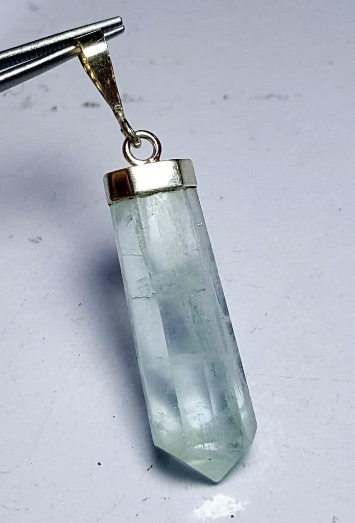 Aquamarine crystal Clear Pendant (1 of 4)