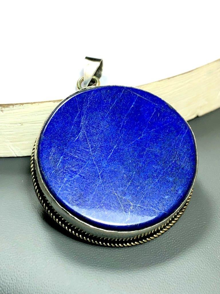 Big Large Lapis Lazuli Necklace in Gale: Big Large Lapis Lazuli Necklace in Gale Shipping: $23.00. Shipping rates are determined by Parcel weight and destination.
