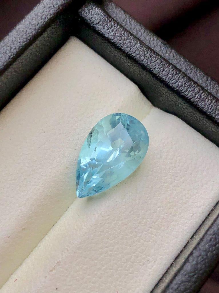 4.65 Carats Natural Sea Blue Aquamarine Gemstone - 14X9X8 mm 120$: 4.65 Carats Natural Sea Blue Aquamarine Gemstone - 14X9X8 mm 120$ Choose design of your own and we will make it for youWe accept custom order in Sterling Silver, Gold and Platinum in WholeSale PriceCo