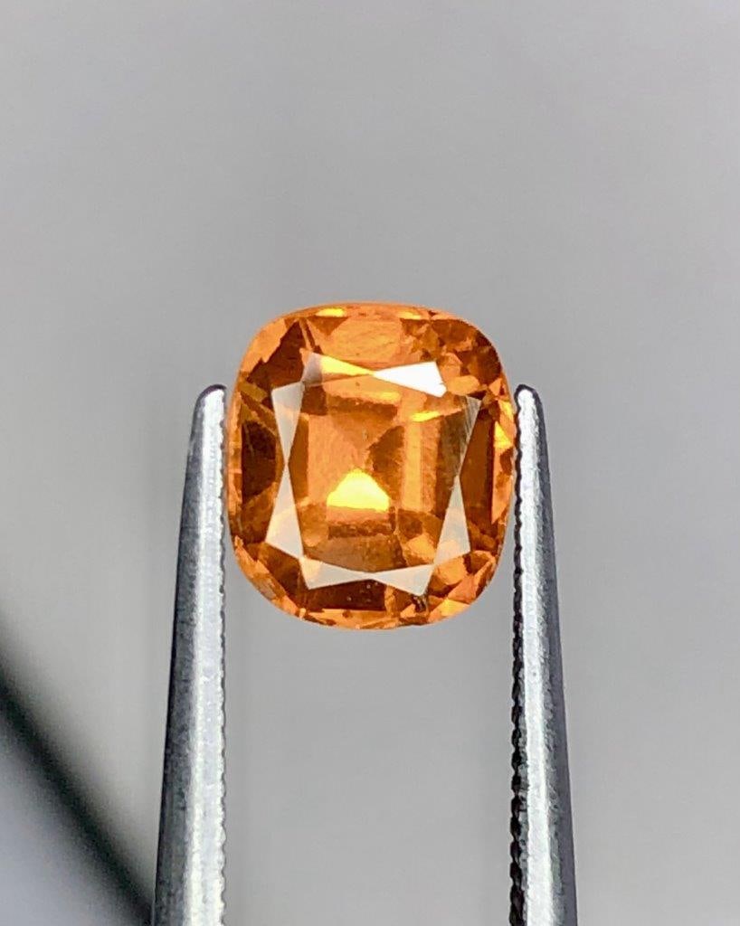 1.85 Carats Natural Hessonite Garnet Gemstone - 7X6X5 mm: 1.85 Carats Natural Hessonite Garnet Gemstone - 7X6X5 mm Shipping: