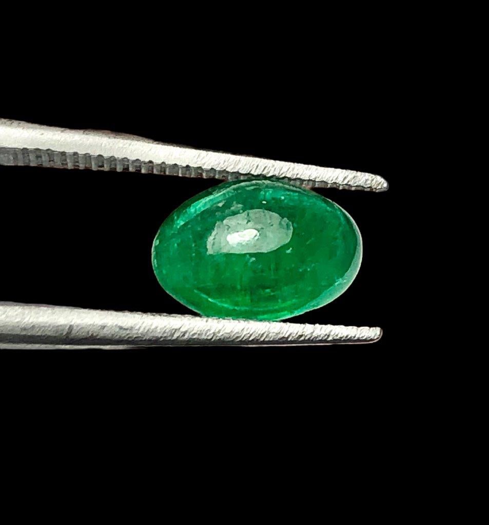 1.20 Carats Top Quality Emerald Cab - 9X6X4 mm: 1.20 Carats Top Quality Emerald Cab - 9X6X4 mmShipping Rate: $15.00 .shipping rates are determined by Parcel weight and destination.Combined shipping: We offer combine shipping on multiple items purch