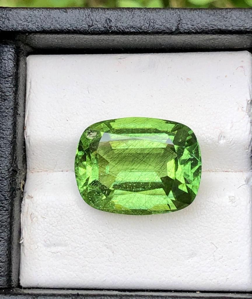 Natural Rutiled Peridot Gemstone - 12 Carats - 15X13X9 mm: Natural Rutiled Peridot Gemstone - 12 Carats - 15X13X9 mm Shipping Rate: $15.00 .shipping rates are determined by Parcel weight and destination.Combined shipping: We offer combine shipping on multiple
