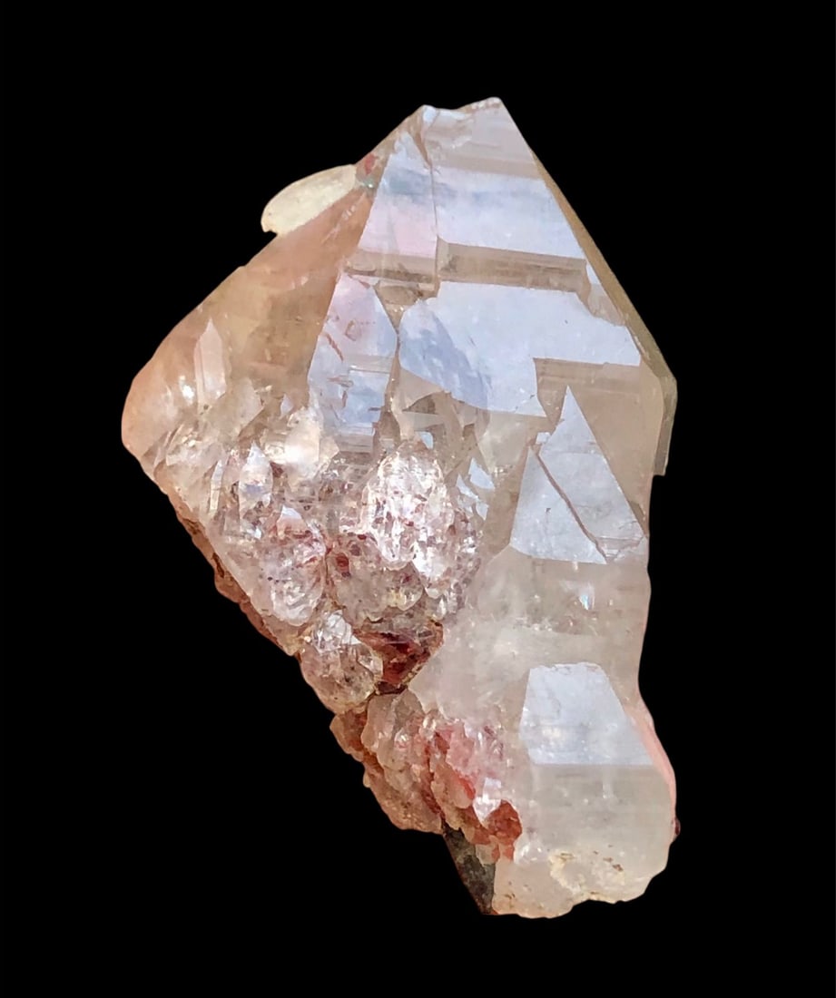 Quartz Steps Termination With Garnet - 42 grams - 52X42X18 mm: Quartz Steps Termination With Garnet - 42 grams - 52X42X18 mm Shipping Rate: FREE SHIPPINGshipping rates are determined by Parcel weight and destination.Combined shipping: We offer combine shipping on