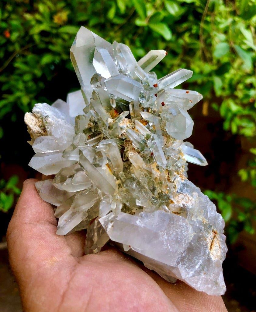 Top Quality Chlorine Quartz Cluster SPECIMEN - 1150 Grams - 148X113X110 mm: Dogtooth Calcite Mineral From Pakistan - 116 Grams - 76X72X41 mmShipping Rate: $23.00 .shipping rates are determined by Parcel weight and destination.Combined shipping: We offer combine shipping on mu