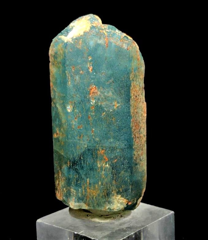 Aquamarine Crystal - 66 Grams: Aquamarine Crystal - 66 GramsShipping Rate: $23.00 .shipping rates are determined by Parcel weight and destination.Combined shipping: We offer combine shipping on multiple items purchased to reduce