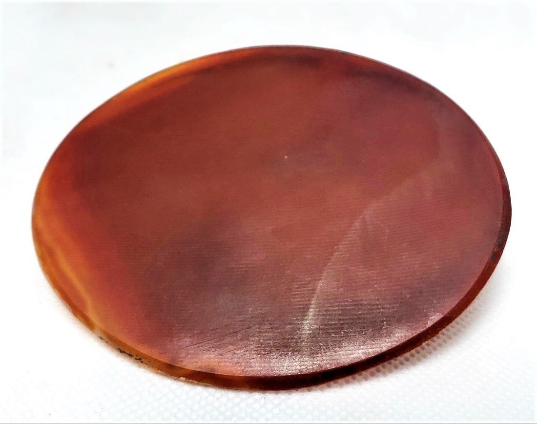 Natural Round Agate Slice: Natural Round Agate Slice - 8.2X6.3X0.1 CMShipping Rate: $23.00 .shipping rates are determined by Parcel weight and destination.Combined shipping: We offer combine shipping on multiple items purchased