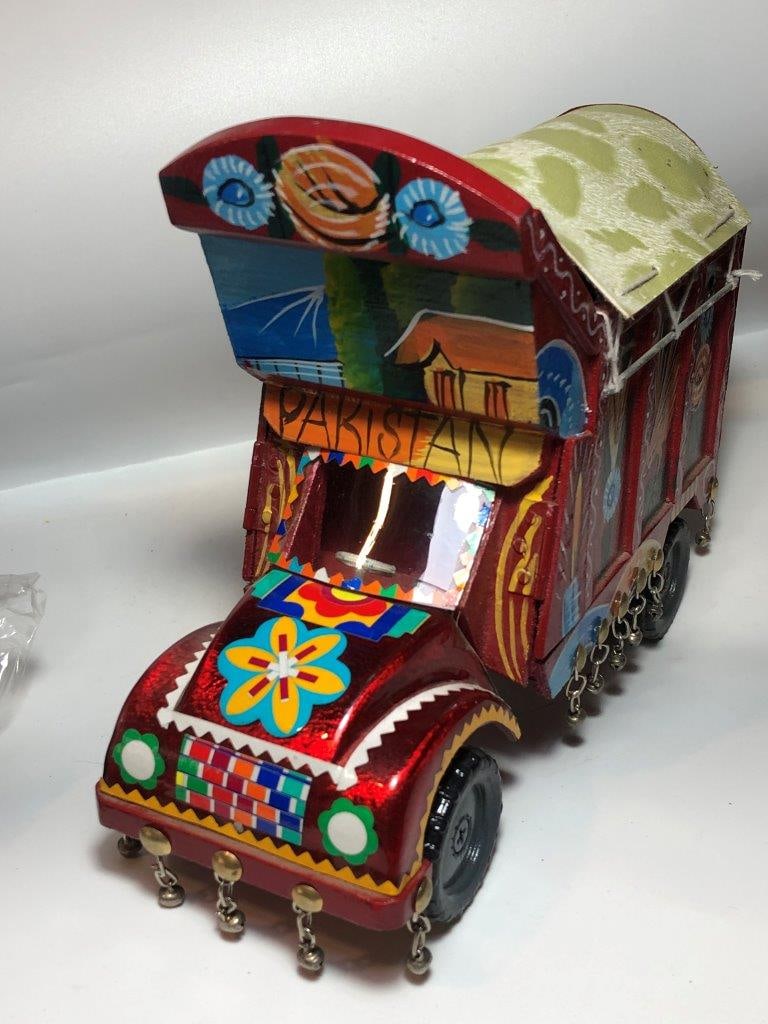 Hand Painted Truck Art Miniature Model (9 x 7 x 3.5 inches, 490g) - Pakistani Folk Art: Hand Painted Truck Art Miniature Model (9 x 7 x 3.5 inches, 490g) - Pakistani Folk Art FREE SHIPPING: