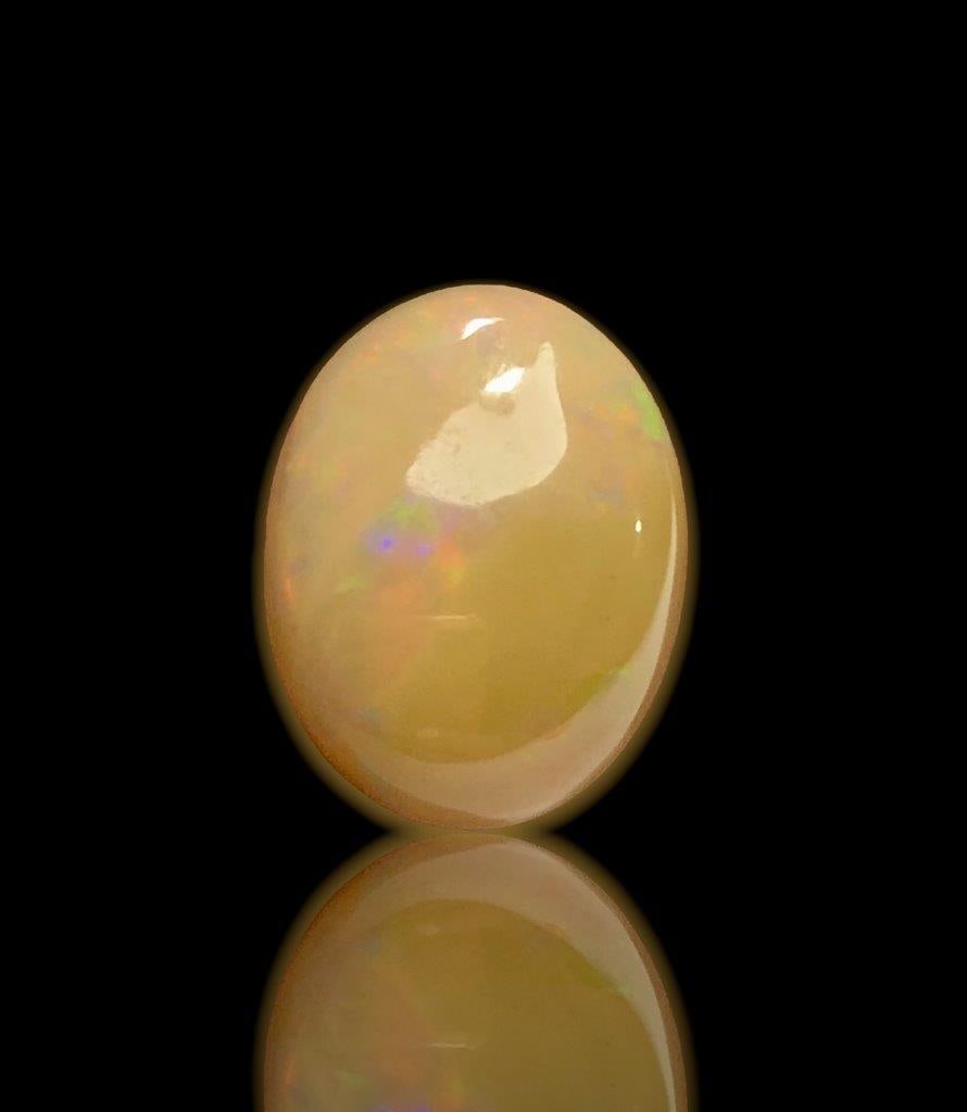 6.10 Carats Fire Opal - 17X13X6 mm (1 of 3)
