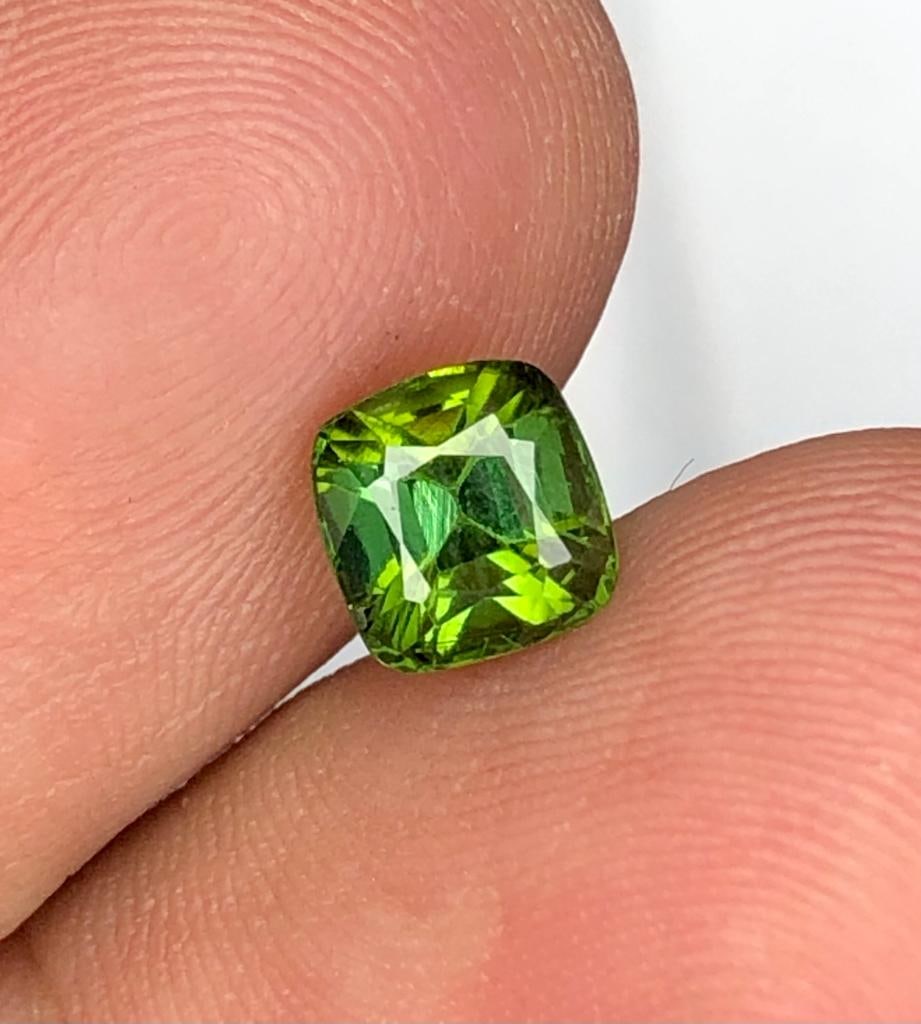 1 Carats Green Tourmaline Gemstone - 7X6X5 mm: 1 Carats Green Tourmaline Gemstone - 7X6X5 mm Shipping: