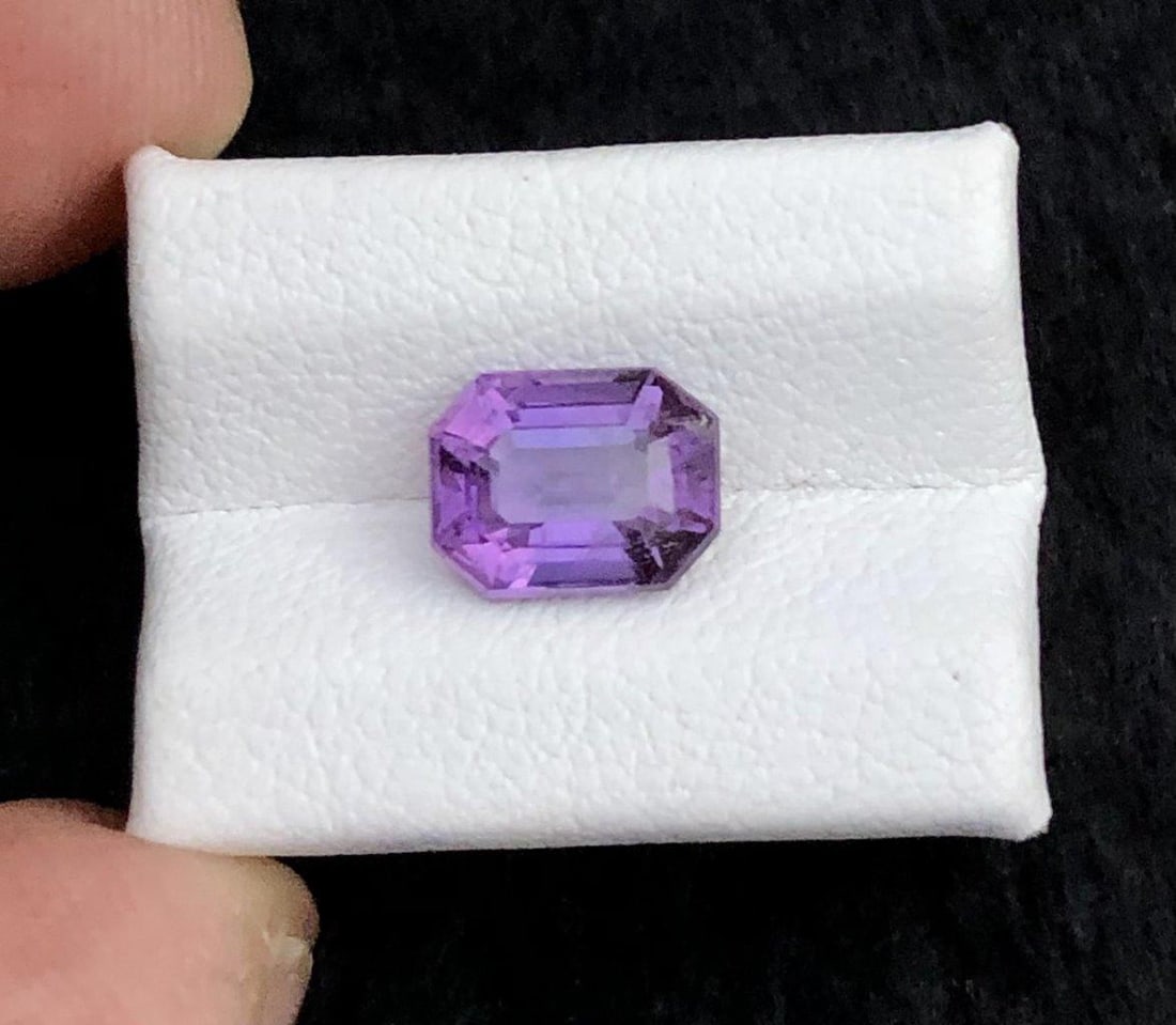1.80 Carats Amethyst Quartz - 8X6X5 mm: 1.80 Carats Amethyst Quartz - 8X6X5 mm Shipping: