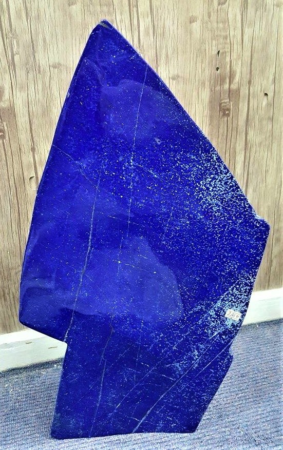 Royal Blue Lapis Lazuli Standing Tumble - 27.60 KG: Royal Blue Lapis Lazuli Standing Tumble - 27.60 KGshipping rates are determined by Parcel weight and destination.Combined shipping: We offer combine shipping on multiple items purchased to reduce ship