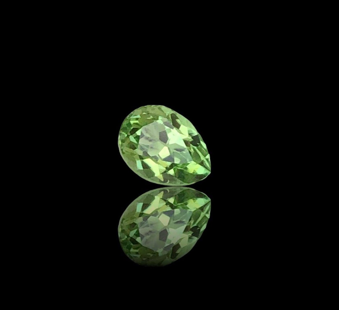 1.25 Carats Mint Green Tourmaline - 7X5X5 mm (1 of 2)