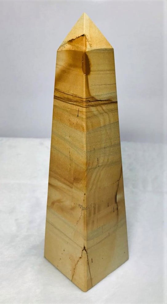 Rare Coral tower - 734G: Rare Coral tower - 197.551.5X53 mm - 734G Shipping: $65.00. Shipping rates are determined by Parcel weight and destination.