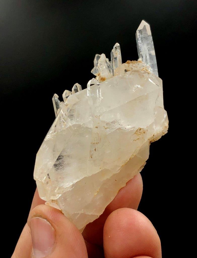 Quartz Crytals Undamaged - 43 Grams - 60X30X24 mm: Quartz Crytals Undamaged - 43 Grams - 60X30X24 mm Shipping Rate: FREE SHIPPINGshipping rates are determined by Parcel weight and destination.Combined shipping: We offer combine shipping on multiple it