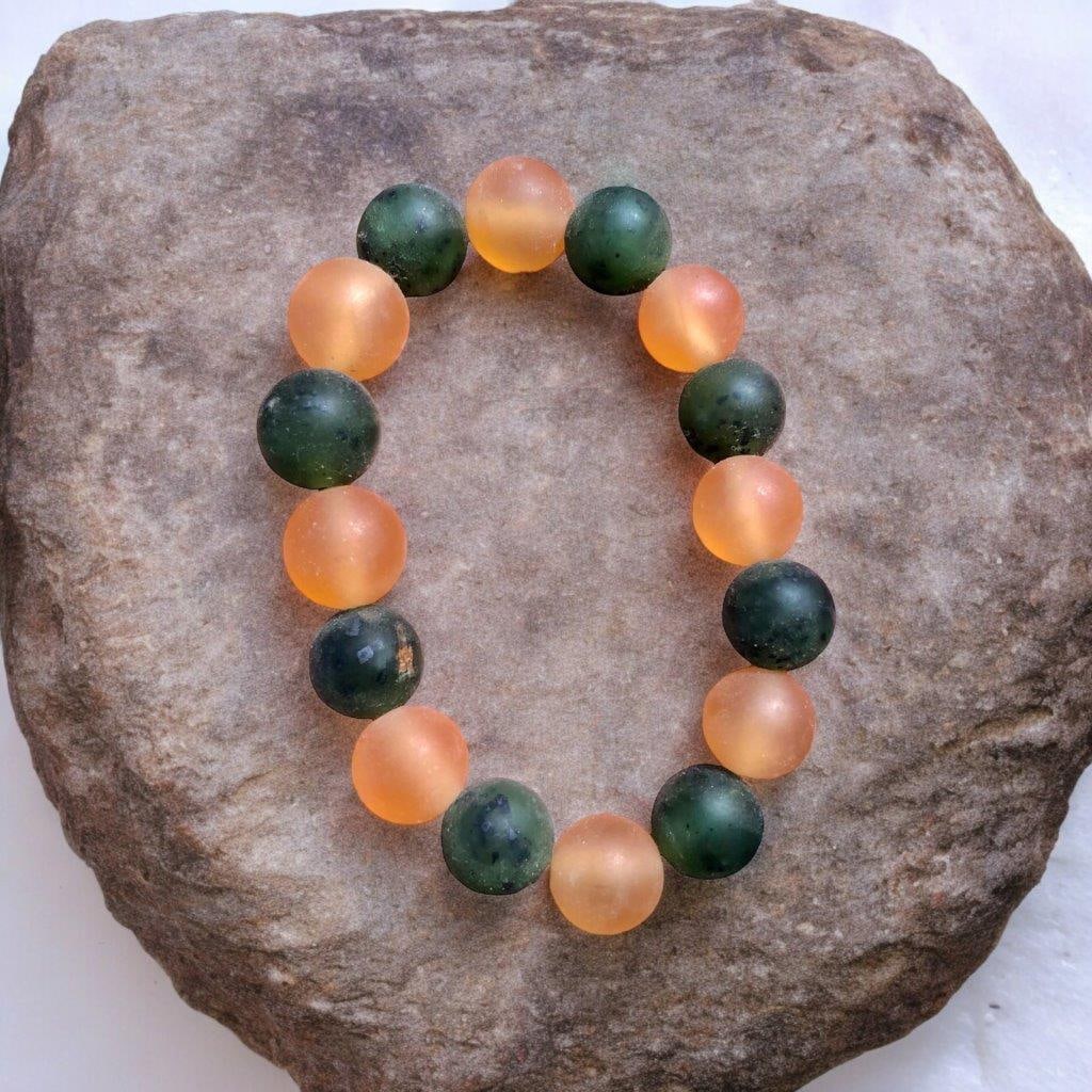 Honey Calcite Nephrite Combined Beaded Bracelet: Honey Calcite Nephrite Combined Beaded Bracelet Shipping:
