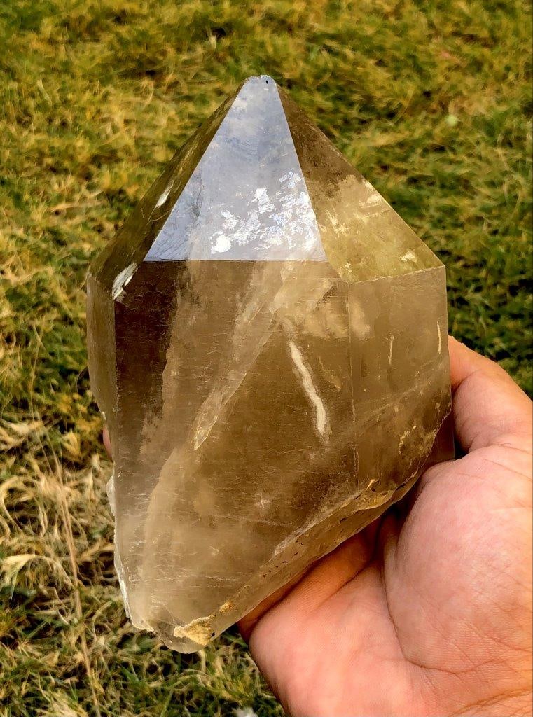 Gorgeous Smoky Quartz Free Form - 1056 Grams: Gorgeous Smoky Quartz Free Form - 1056 Grams Shipping Rate: $50.00 .shipping rates are determined by Parcel weight and destination.Combined shippin