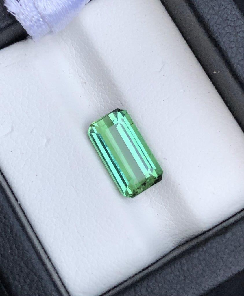 2.60 Carats Very Fine Quality Mint Green Tourmaline Gemstone - 10X6X4 mm: 2.60 Carats Very Fine Quality Mint Green Tourmaline Gemstone - 10X6X4 mmShipping Rate: $15.00 .shipping rates are determined by Parcel weight and destination.Combined shipping: We offer combine shippi
