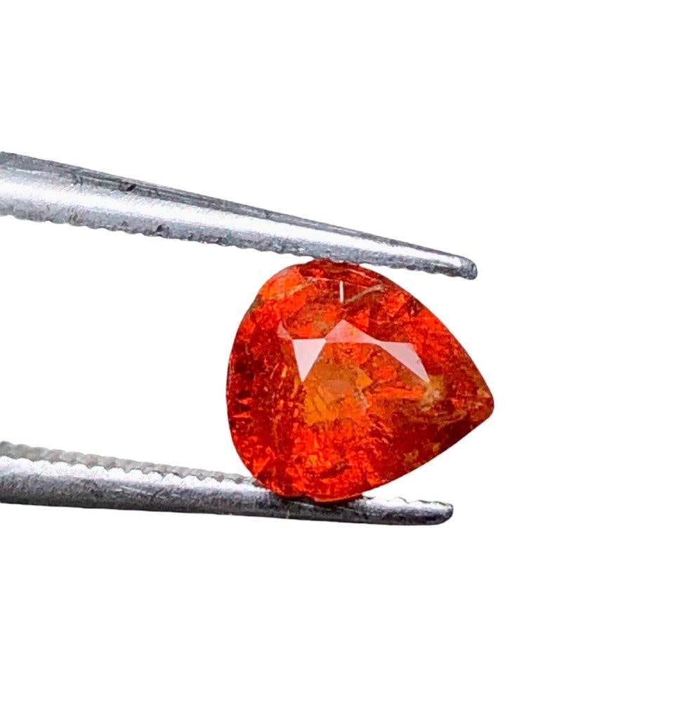 1..35 Carats Unheat Natural Spessartite Garnet - 7X6X4 mm: 1..35 Carats Unheat Natural Spessartite Garnet - 7X6X4 mmShipping Rate: $15.00 .shipping rates are determined by Parcel weight and destination.Combined shipping: We offer combine shipping on multiple