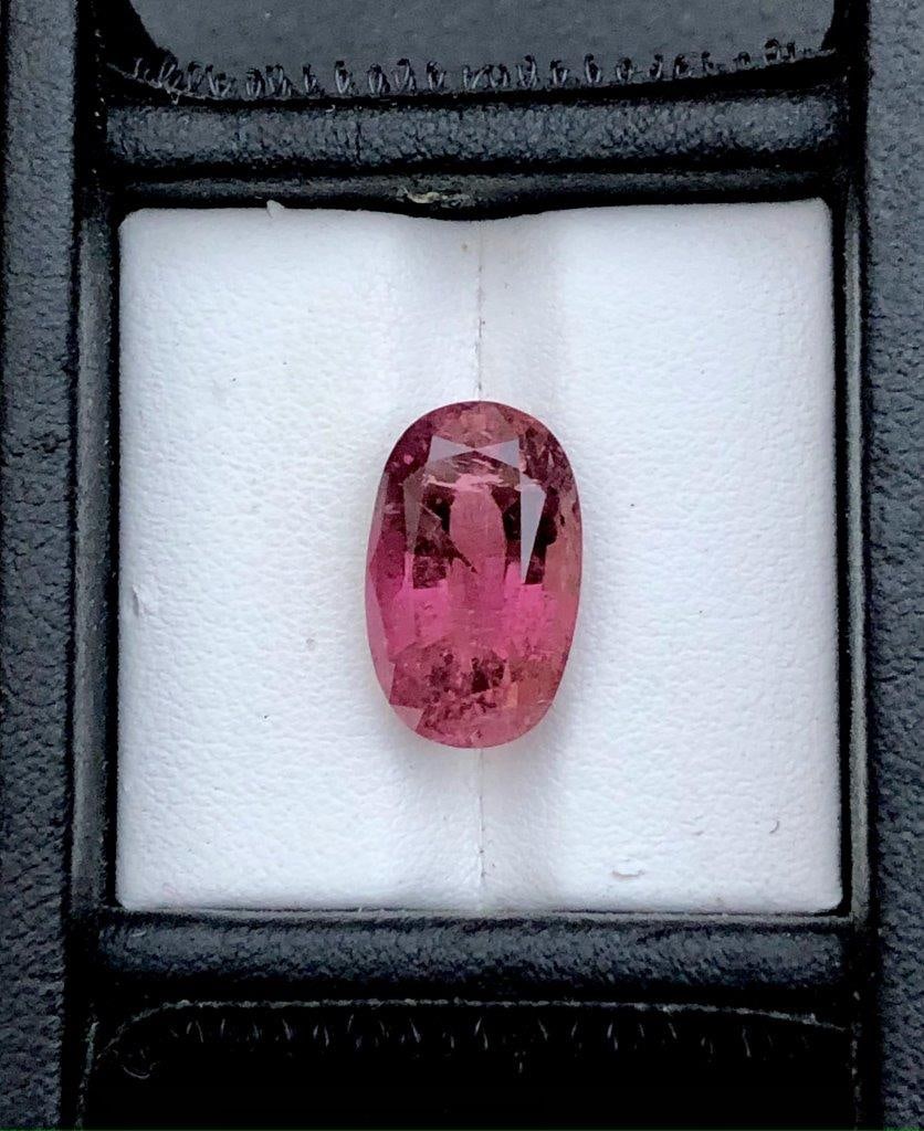 7.75 Carats Natural Pink Tourmaline - 15X10X8 mm: 7.75 Carats Natural Pink Tourmaline - 15X10X8 mm Shipping Rate: FREE SHIPPINGshipping rates are FREE WORLDWIDECombined shipping: We offer combine shipping on multiple items purchased to reduce shippin