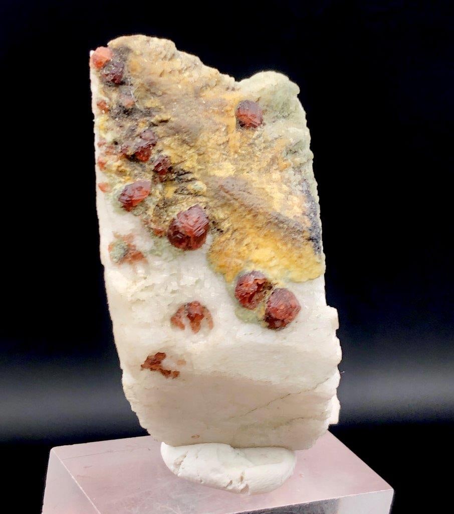 High Quality Garnet Crystals Cluster On Matrix 25 Grams: High Quality Garnet Crystals Cluster On Matrix 25 Grams Shipping Rate: 23$ WorldWideshipping rates are determined by Parcel weight and destination.Combined shipping: We offer combine shipping on multi