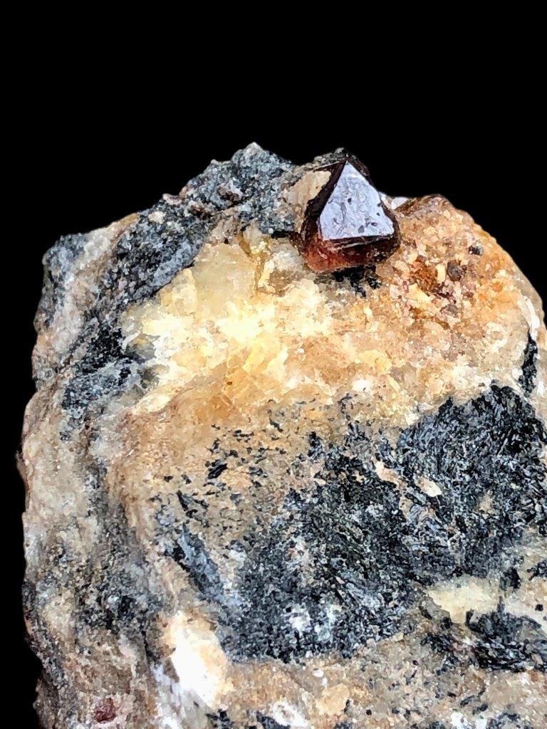 128 Grams Natural Zircon Crystal On Matrix - 60X50X30 mm: 128 Grams Natural Zircon Crystal On Matrix - 60X50X30 mm Shipping Rate: 23$ WorldWideshipping rates are determined by Parcel weight and destination.Combined shipping: We offer combine shipping on mult