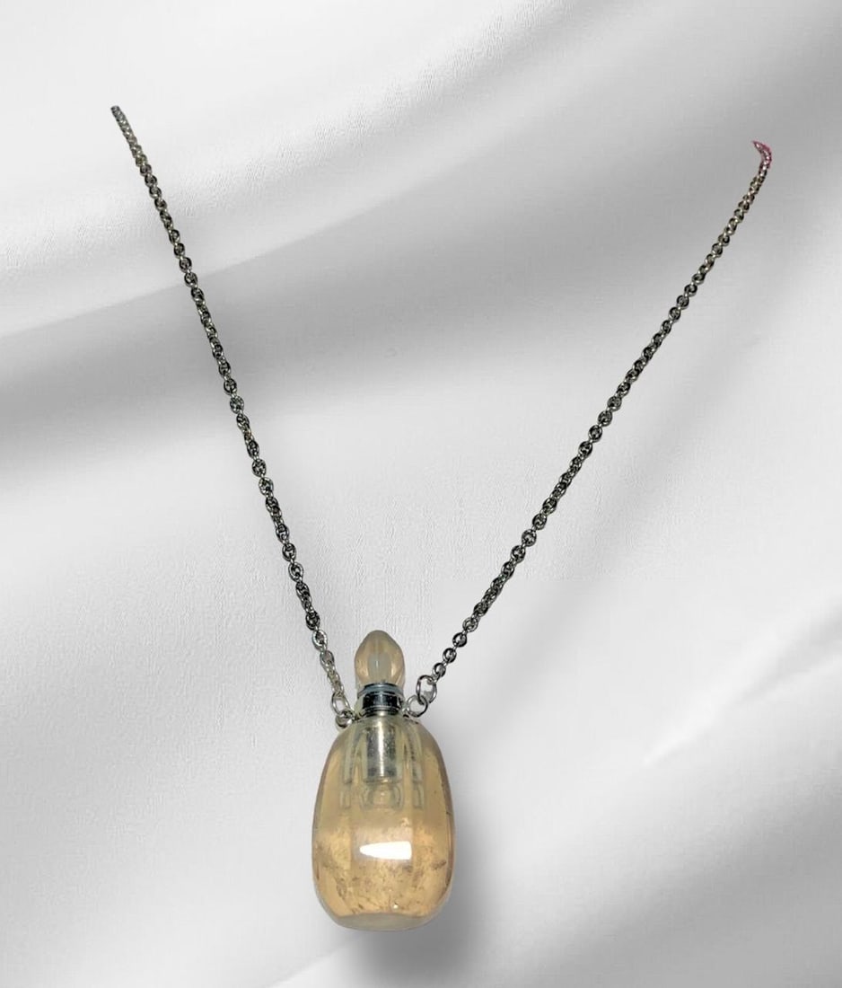 Outstanding genuine Lemurian Smoky quartz crystal pendant. Lemurian crystal Necklace: Outstanding genuine Lemurian Smoky quartz crystal pendant. Lemurian crystal Necklace Shipping: $23.00. Shipping rates are determined by Parcel weight and destination.