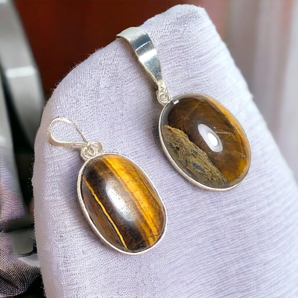 Amazing Natural Tiger Eye Paired Pendants: Amazing Natural Tiger Eye Paired Pendants Shipping: