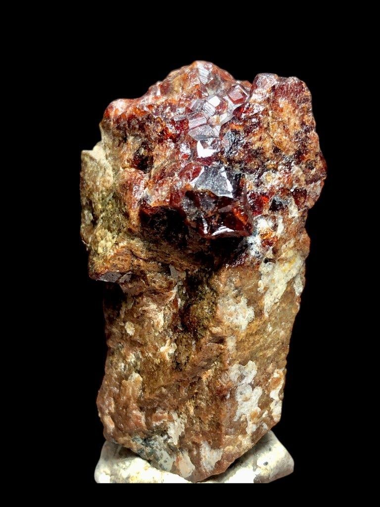 24.44 Grams Natural Garnet Mineral Specimen - 45X25X17 mm: 24.44 Grams Natural Garnet Mineral Specimen - 45X25X17 mmShipping Rate: 23$ .shipping rates are determined by Parcel weight and destination.Combined shipping: We offer combine shipping on multiple ite