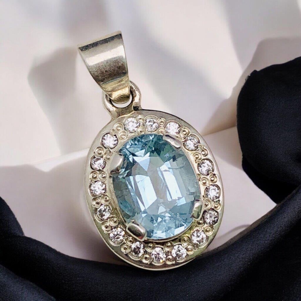 Aquamarine Blue Pendant Size 6.5 Sterling Silve 7ct Natural gem 925 Silver Fleur De Lis Deco: Aquamarine Blue Pendant Size 6.5 Sterling Silve 7ct Natural gem 925 Silver Fleur De Lis Deco Filigree NecklaceStone Weight: 7 CaratsSilver: 6 Gram Choose design of your own and we will make it for you