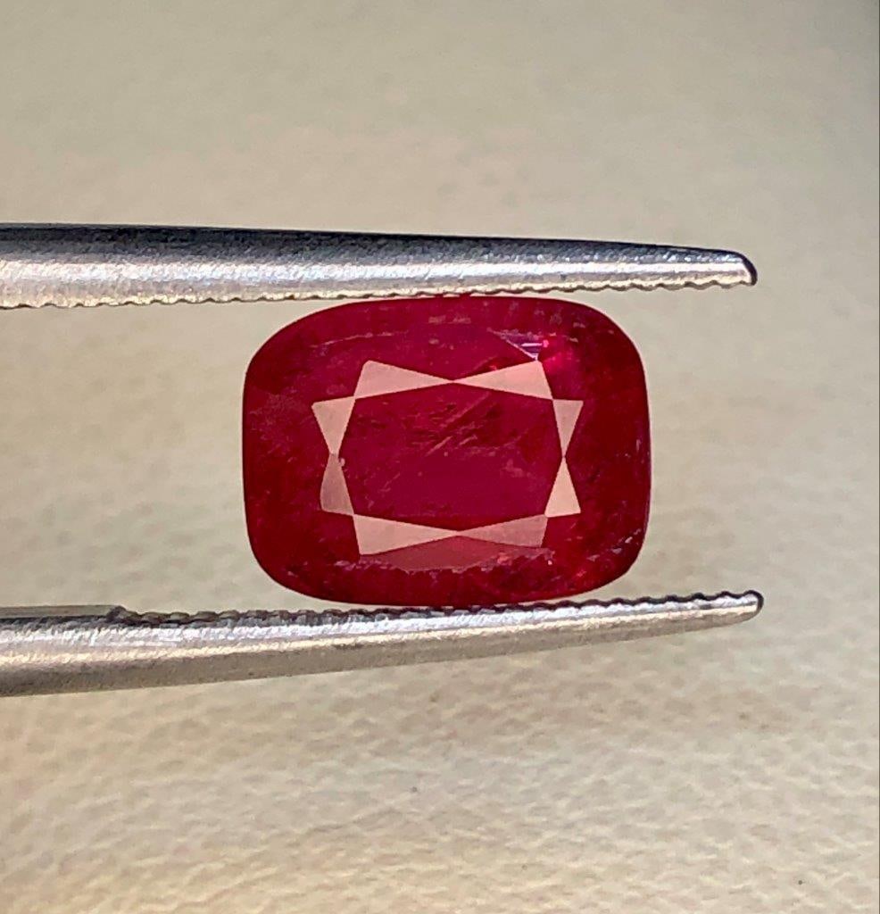1.65 Carats Natural rubelite Tourmaline - 8X6X5 mm: 1.65 Carats Natural rubelite Tourmaline - 8X6X5 mm SHIPPING: 23$ Worldwide