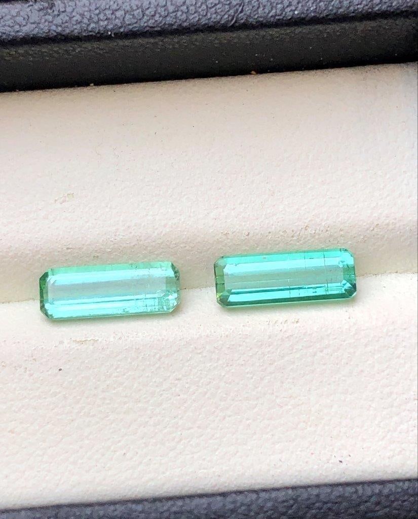 2.65 CARATS PAIRED TOURMALINE GEMSTONES FOR JEWELRY - 11X5X4 mm: 2.65 CARATS PAIRED TOURMALINE GEMSTONES FOR JEWELRY - 11X5X4 mm SHIPPING: 23$ Worldwide