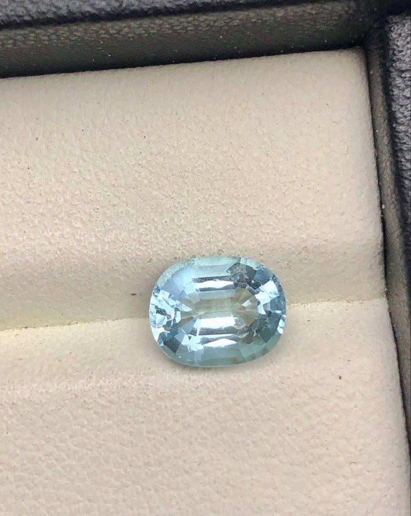 3.45 Carats Natural Santa Maria Aquamarine Gemstone - 11X9X8 mm: 3.45 Carats Natural Santa Maria Aquamarine Gemstone - 11X9X8 mm SHIPPING: 23$ Worldwide