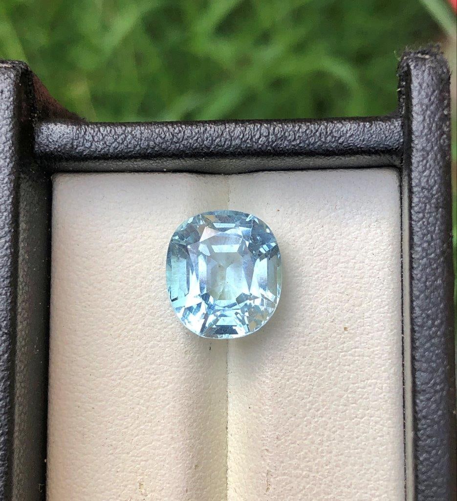 5.70 Carats Natural Santa maria Aquamarine Gemstone -12X11X8 mm (1 of 4)