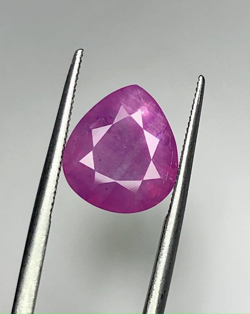 5.55 Carats Natural Pink Sapphire Gemstone - 11X10X6.5 mm: 5.55 Carats Natural Pink Sapphire Gemstone - 11X10X6.5 mmShipping Rate: $15.00 .shipping rates are determined by Parcel weight and destination.Combined shipping: We offer combine shipping on multiple