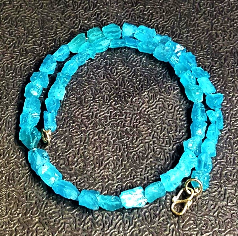 Apatite necklace, HEALING JEWELRY: Apatite necklace, crystal beads, HEALING JEWELRYShipping Rate: $23.00 .shipping rates are determined by Parcel weight and destination.Combined shipping: We offer combine shipping on multiple items pur