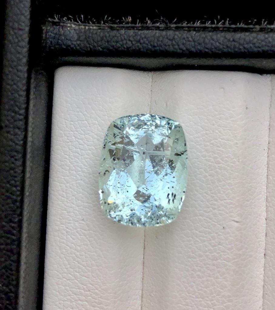 Cushion Step Cut Aquamarine Gemstone - 8.50 Carats - 14X11X8 mm (1 of 5)