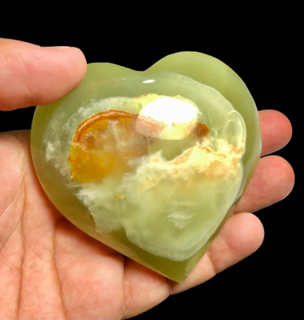 Large Puffy Parrot Green Onyx Heart 262 Grams (1 of 3)