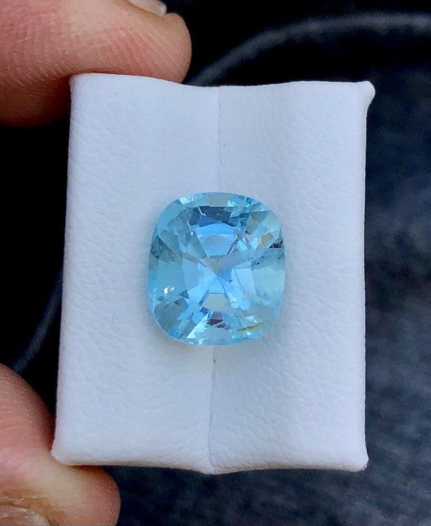 3.25 Carats Santa Maria Aquamarine - 10X9X7 mm (1 of 4)