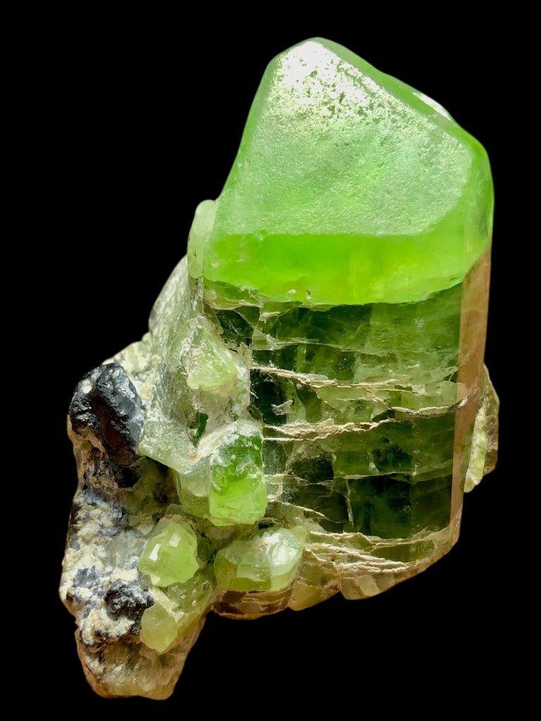 Top Quality Collection Mineral Beautiful Deep Green Peridot Crystal Specimen - 56X46X30 mm (1 of 4)