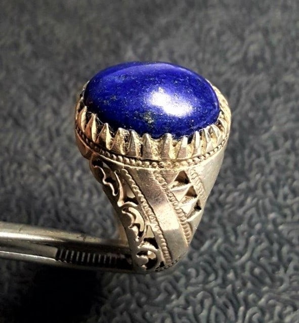 Sterling Silver Lapis Lazuli Gemstone Ring (1 of 2)