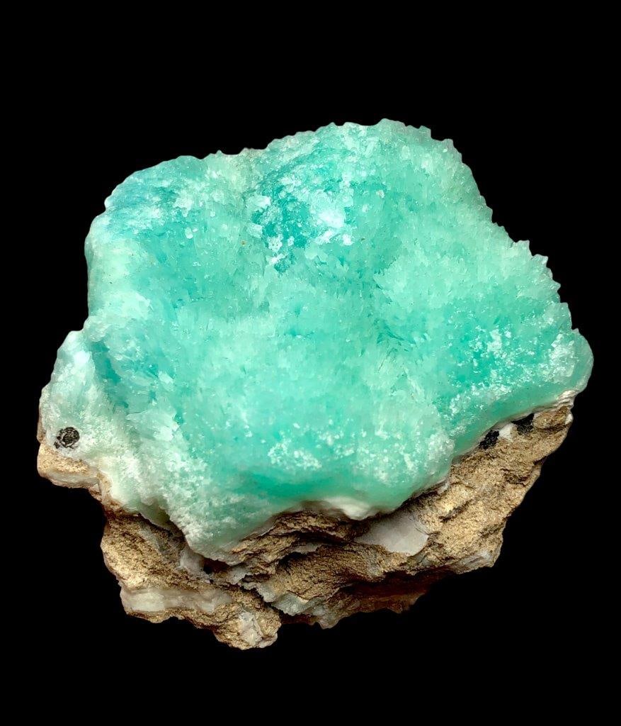 230 Grams Natural Aragonite Mineral - 7X6X4.5 mm (1 of 2)