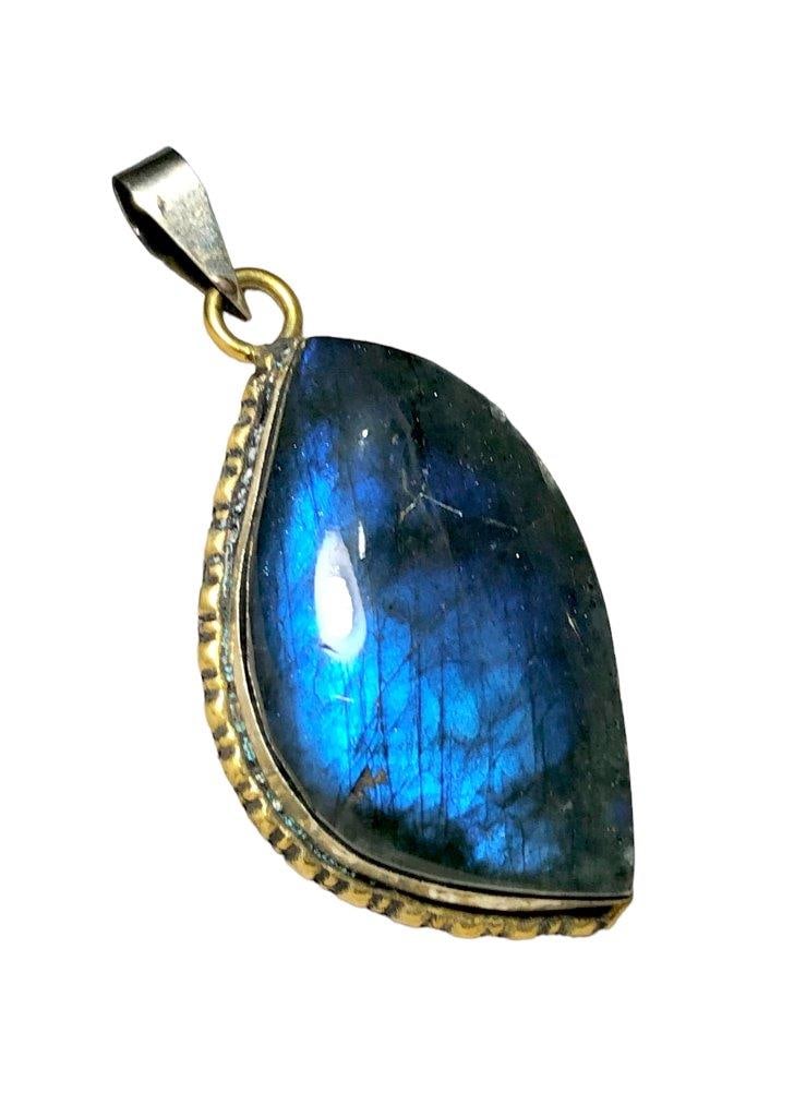 Labradorite 925 Sterling Silver Pendant Necklace Unusual Shape (1 of 3)