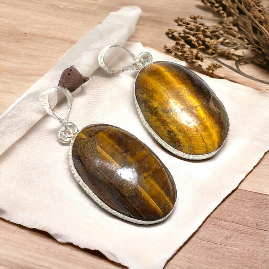 Tiger eye crystal Pendant (1 of 2)