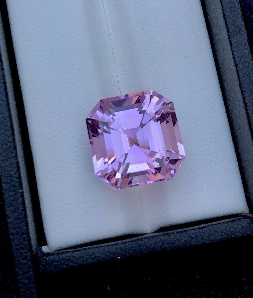 Perfect Asscher Cut Pink Kunzite - 17.25 Carats - 15X14.5X11 mm (1 of 4)