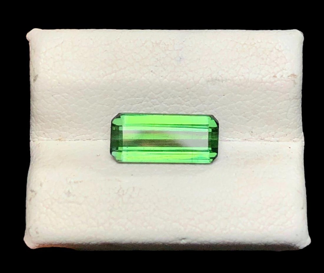 1.60 Carats Green Tourmaline - 10X4X4 mm: 1.60 Carats Green Tourmaline - 10X4X4 mm Shipping: