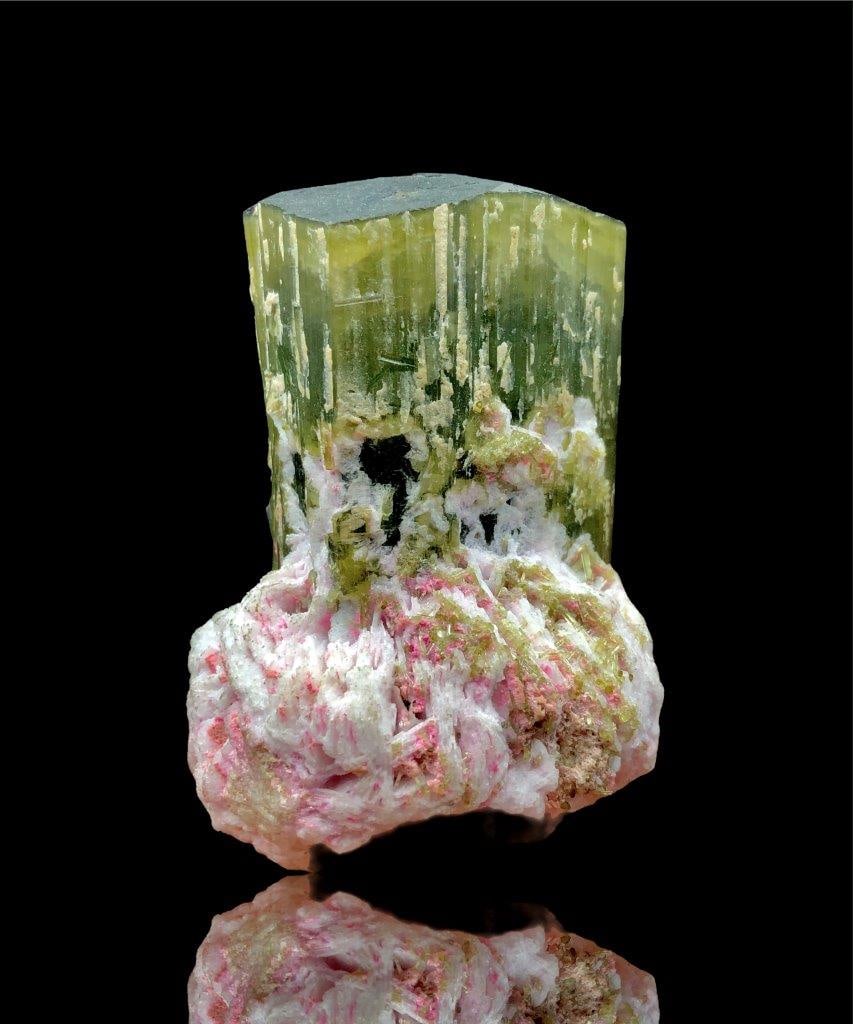 Top Quality Tourmaline Crystal On Matrix - Collection Piece - 656 Grams - 115X78X68 mm (1 of 3)